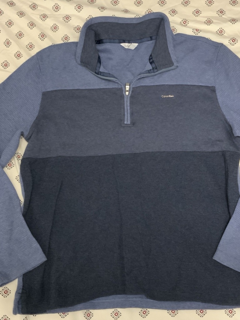 Calvin Klein Blue Quarter Zip PullOver Medium Navy Collared Long Sleeve Warm